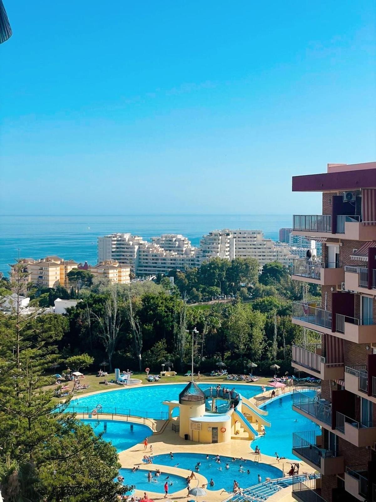 Bythewave Apartments Benalmadena Exterior photo