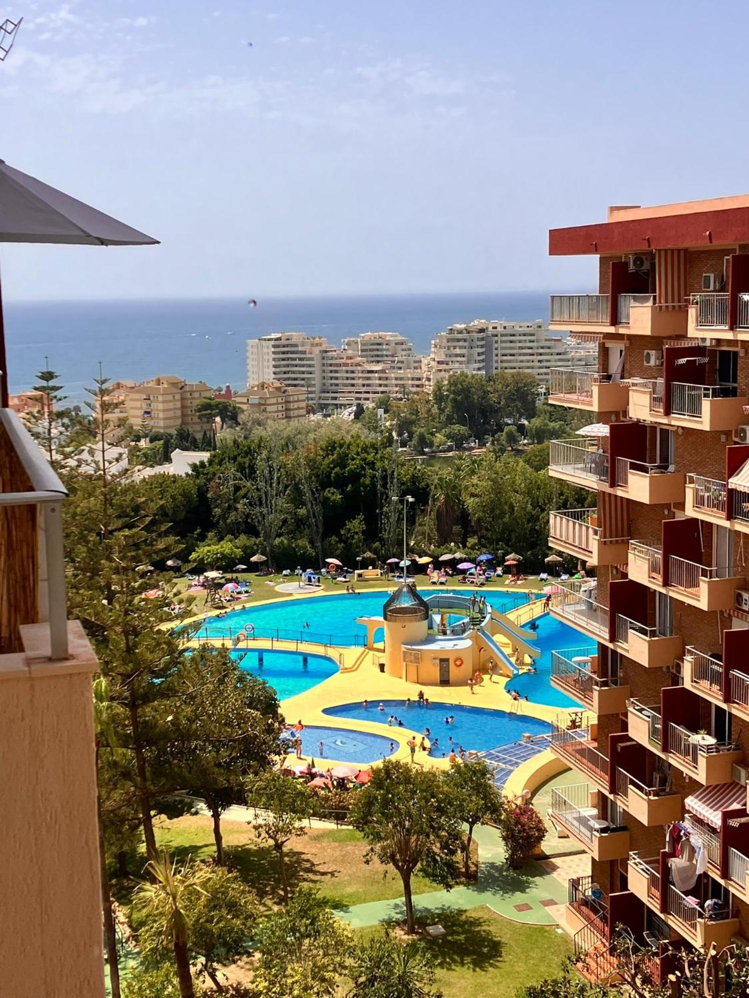 Bythewave Apartments Benalmadena Exterior photo